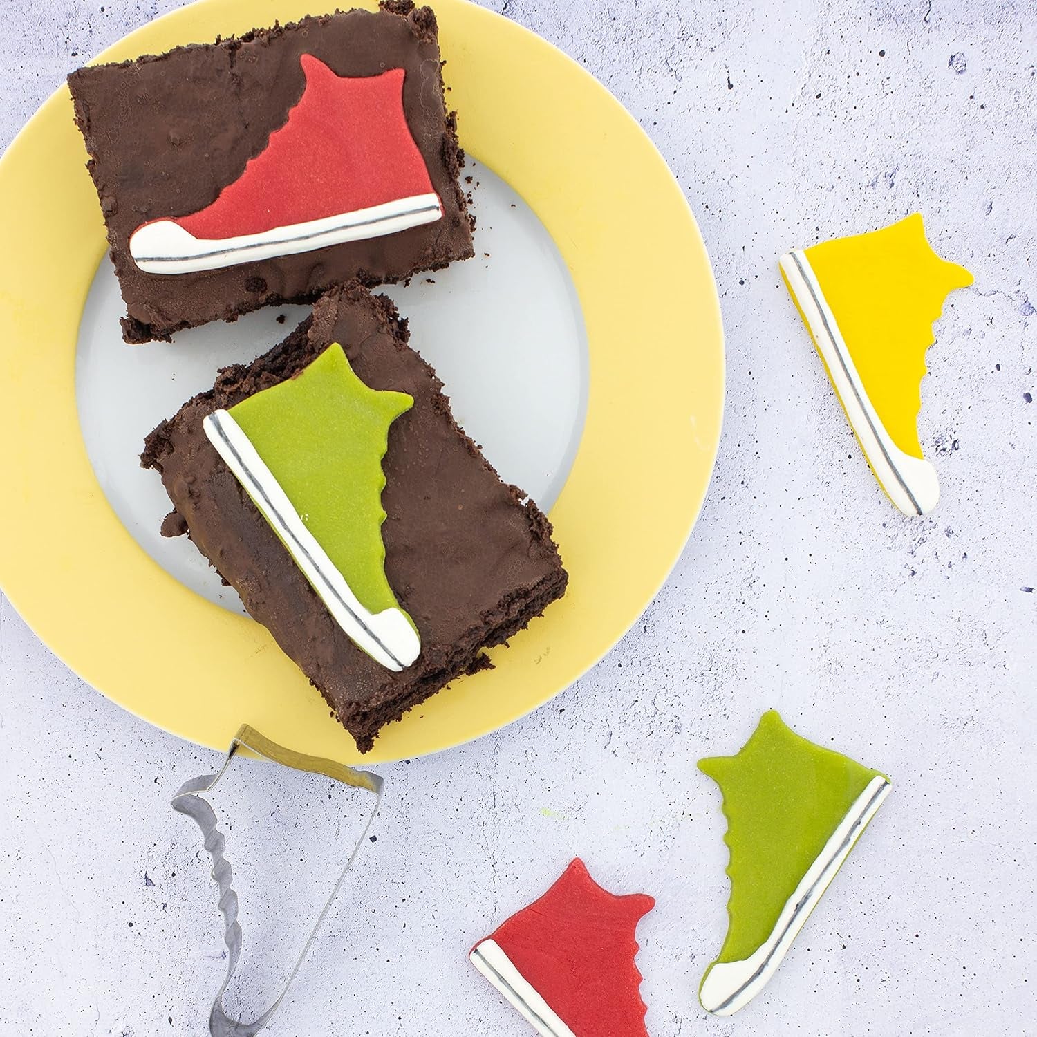 Günthart BackDecor Fondant Rouge 250 g, sans huile de palme, indéchirable pour recouvrir gâteaux et pâtisseries, adapté au modelage, lot de 2 (1 x 250 g) pâte à sucre Naty Shop