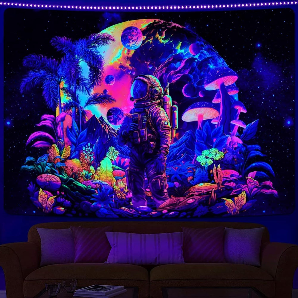 Tapisserie alishomtll lumière noire astronaute champignon fluorescent botanique Maison - Accessoires et Décorations Naty Shop
