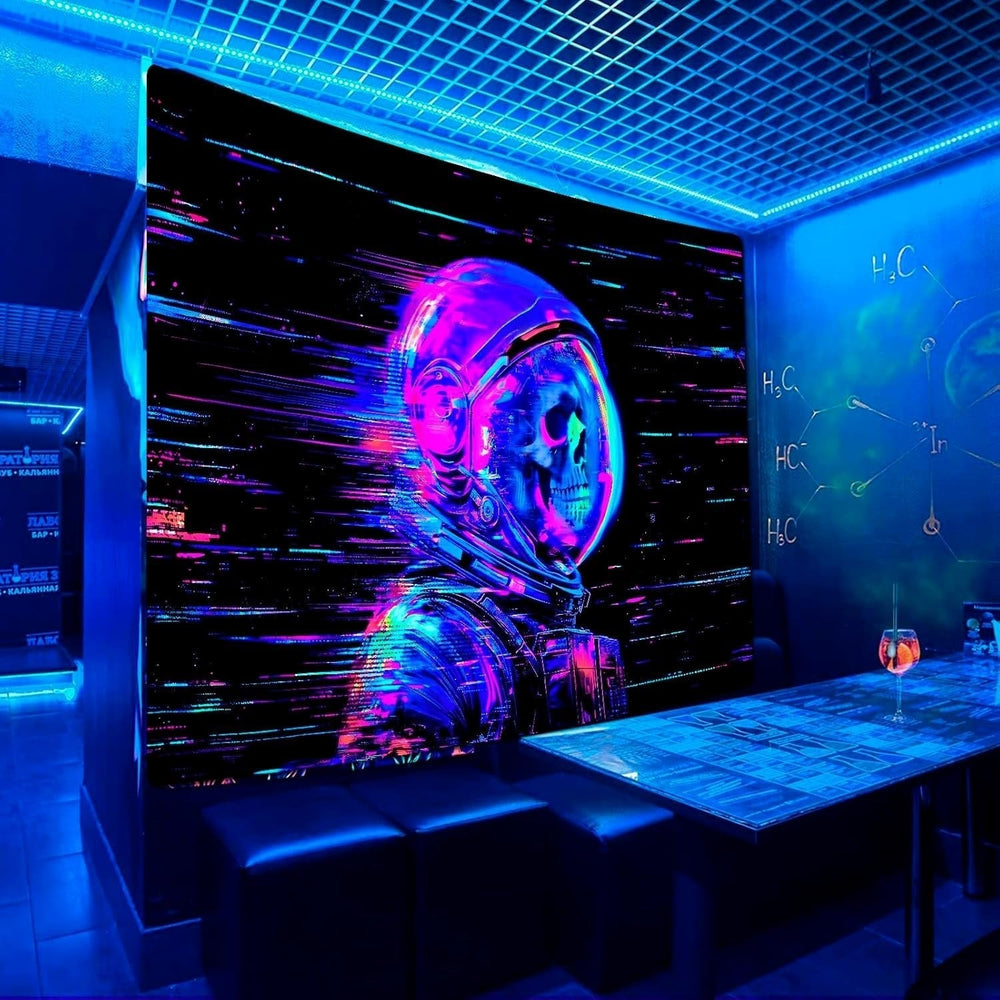 Tapisserie alishomtll crâne fluorescent astronaute lumière noire Maison - Accessoires et Décorations Naty Shop