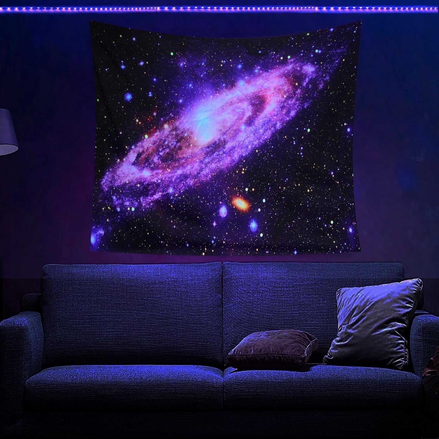 Tapisserie galaxie fluorescente ciel étoilé lumière noire Accueil - Accessoires et Décorations Naty Shop