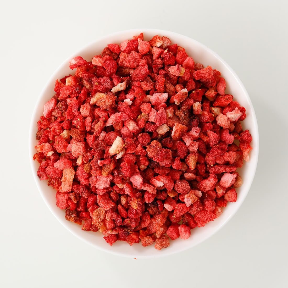 Fraises lyophilisées ULTHMOK 180 g - sans additifs, fraises concassées en boîtes pratiques Produits déshydratés Naty Shop